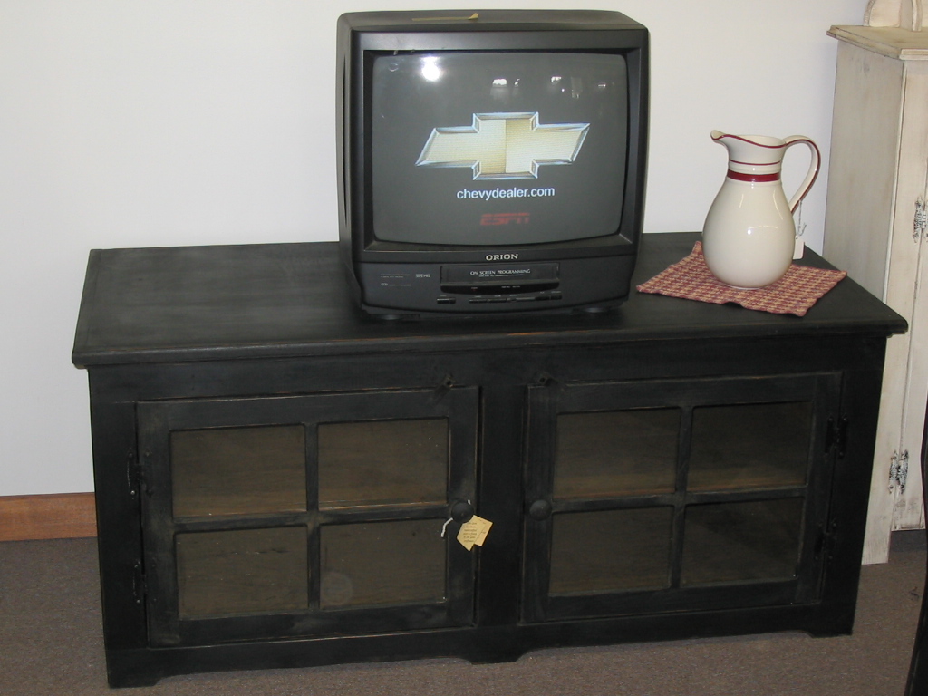 Widescreen TV Stand